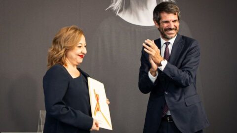 Carmen Machi and Spanish Minister of Culture Ernest Urtasun