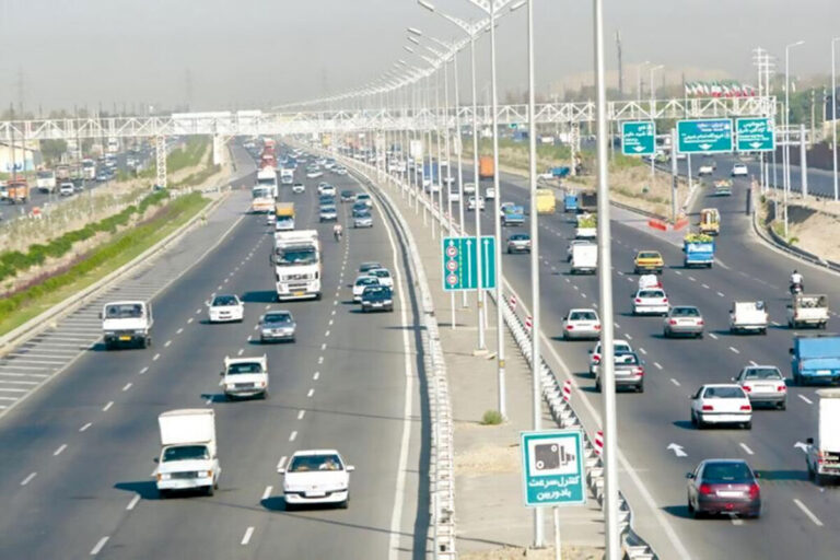 بزرگراه ازادگان